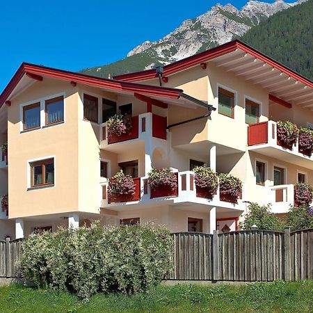 Haus Steinbock Bed and Breakfast Neustift im Stubaital Exteriör bild